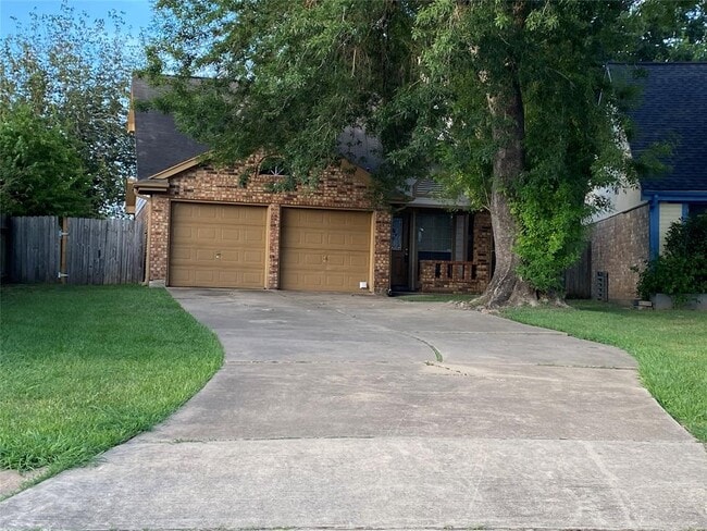 property at 2415 Poco Dr