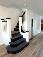 5502 Thomas Ave in Philadelphia, PA - Foto de edificio - Building Photo