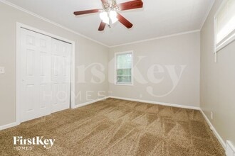 7444 Blue Ridge Blvd in Raytown, MO - Building Photo - Building Photo