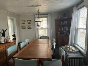 63 Langworthy Ave in Stonington, CT - Building Photo - Building Photo