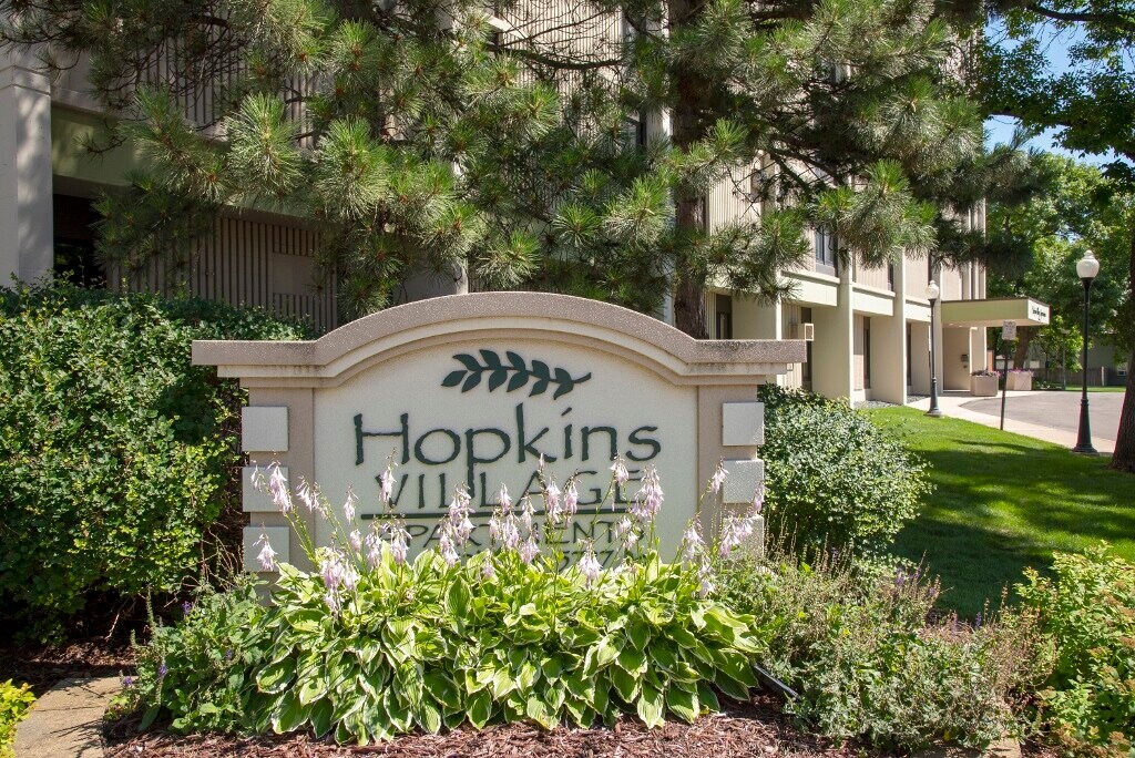 Hopkins Village Apartments in Hopkins, MN