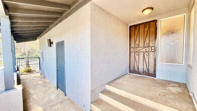 31428 Club Vista Ln in Bonsall, CA - Building Photo - Building Photo