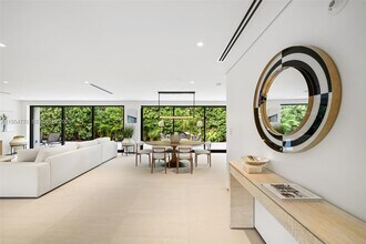 222 E Rivo Alto Dr in Miami Beach, FL - Building Photo - Building Photo