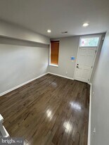 524 N Patterson Park Ave in Baltimore, MD - Building Photo