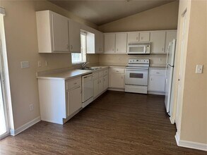 4015 SW 130th Pl in Ocala, FL - Building Photo - Building Photo