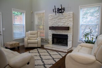 2227 Wayside Dr in Atlanta, GA - Building Photo - Building Photo