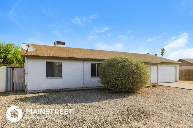 property at 6720 W Holly St