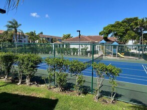 9645 NW 1st Ct in Pembroke Pines, FL - Building Photo - Building Photo