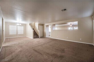 736 Anacapri St in Las Vegas, NV - Building Photo - Building Photo