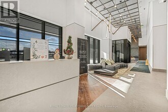 1007 The Queensway in Toronto, ON - Building Photo - Building Photo