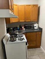 144 Hemenway St, Unit 27 in Boston, MA - Building Photo