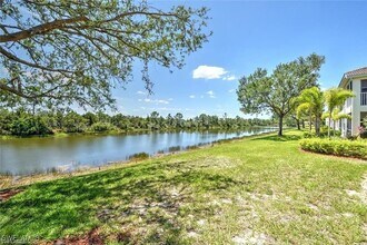 10111 Colonial Country Club Blvd in Ft. Myers, FL - Building Photo - Building Photo