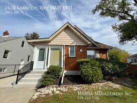 2426 Francois Rd in Windsor, ON - Building Photo