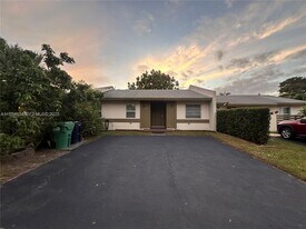 11604 SW 124th Ct in Miami, FL - Building Photo