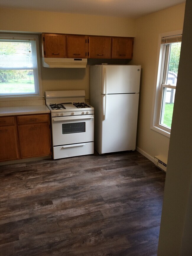 1606 Bluebird lane "B" , Lowell, IN, Unit B in Lowell, IN - Building Photo - Building Photo