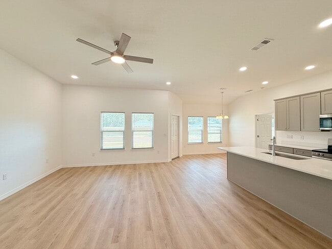 3396 Hudson Bend in Milton, FL - Building Photo - Building Photo