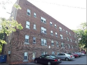 Hayes Hall in Lakewood, OH - Building Photo - Building Photo