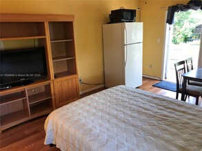 14930 SW 152nd Terrace in Miami, FL - Building Photo - Building Photo