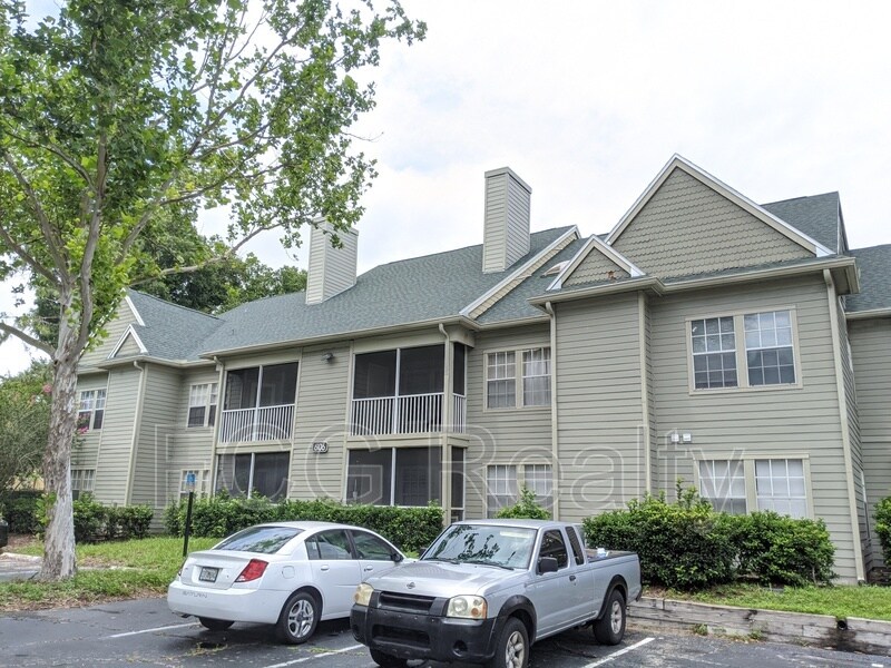 6106 Westgate Dr in Orlando, FL - Building Photo