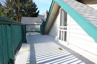 796 E 12th Ave in Vancouver, BC - Building Photo