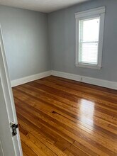 27 Wisconsin Ave in Somerville, MA - Building Photo - Building Photo