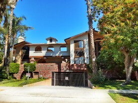 1517 Rock Glen Ave in Glendale, CA - Building Photo