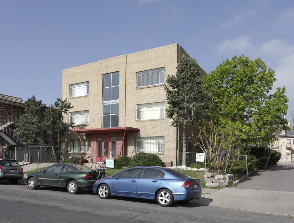 Pearl Street Studios in Denver, CO - Building Photo