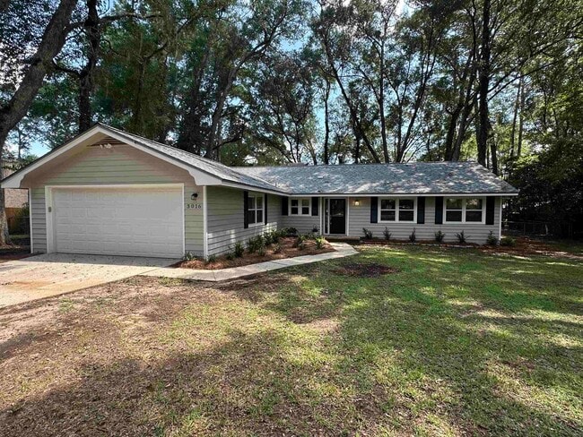 3016 Giles Pl in Tallahassee, FL - Building Photo - Building Photo