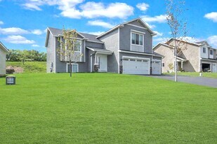 479 18th St NW in Sauk Rapids, MN - Building Photo