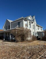 619 S 5th St in Laramie, WY - Building Photo