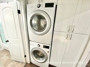 1256 Tamarind Ave, Unit 3A in Los Angeles, CA - Building Photo - Building Photo