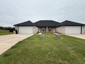 134 Pedernales in Abilene, TX - Building Photo