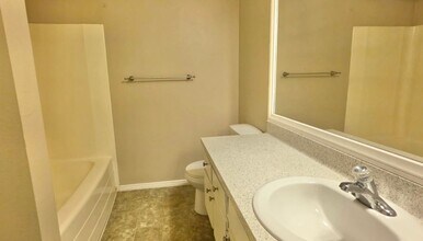 6416 Friars Rd in San Diego, CA - Building Photo - Building Photo