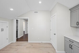 42 Lamport Ave in Port Jefferson Station, NY - Building Photo - Building Photo