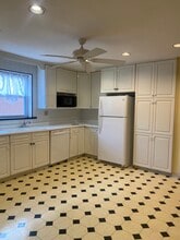 711 N 11th Ave, Unit 1 in Melrose Park, IL - Building Photo - Building Photo