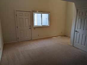 10056 Pasadena Ave in Cupertino, CA - Building Photo - Building Photo