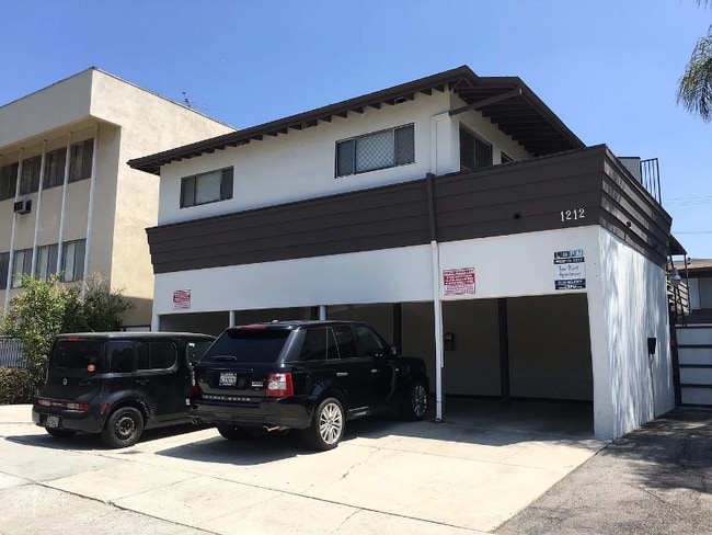 1212 N Formosa Ave