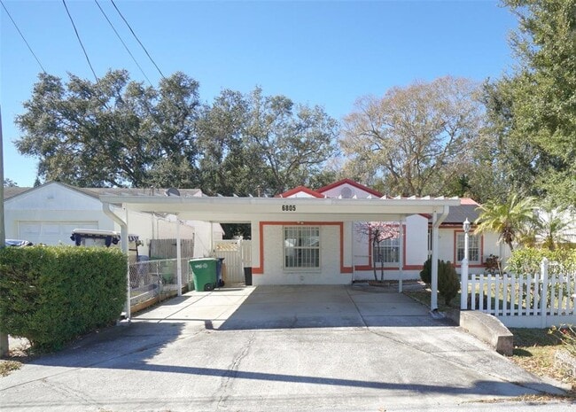 property at 6805 S Sheridan Rd