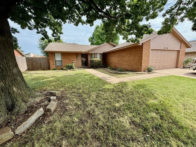 2119 Vanessa Dr