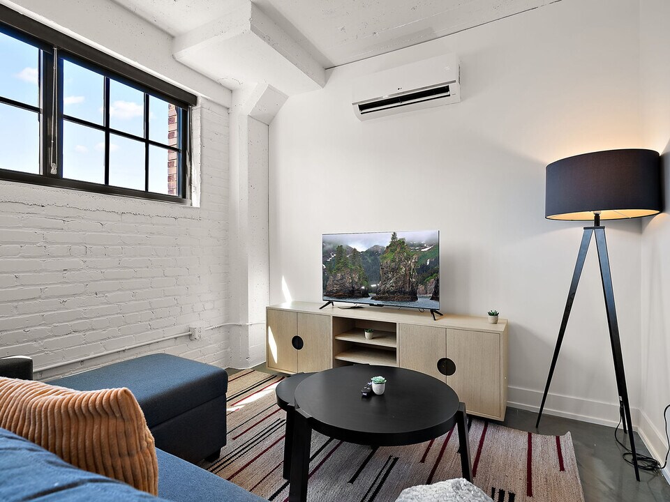 608 N 3rd St in Minneapolis, MN - Building Photo