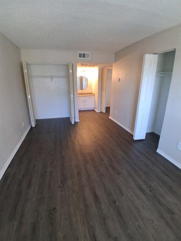 4288 Bass Pro Dr in Garland, TX - Building Photo - Building Photo