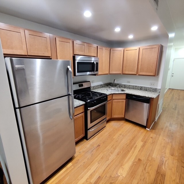 619 S Loomis St, Unit First Floor in Chicago, IL - Building Photo - Building Photo