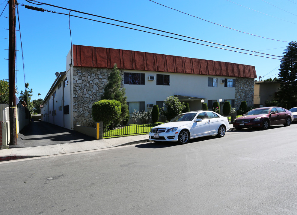 Redstone Apartments in North Hollywood, CA - Building Photo