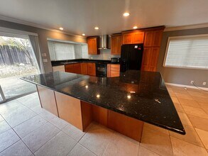 2096 Calder Ct in Fairfield, CA - Building Photo - Building Photo