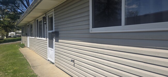 16 4th Ave in Butler, OH - Building Photo - Building Photo