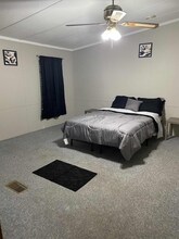 6138 Young St in Ravenel, SC - Building Photo - Building Photo