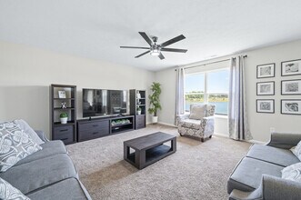 4007 Woodview Dr in Columbus, IN - Building Photo - Building Photo