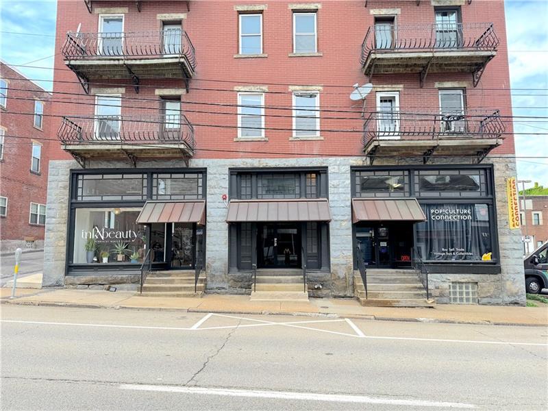 103 E Pittsburgh St in Greensburg, PA - Foto de edificio