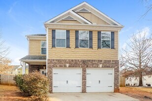 182 Seabreeze Ct in Newnan, GA - Building Photo