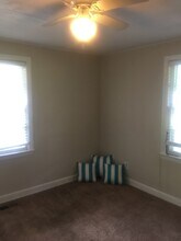1319 W Walnut Ave in Gastonia, NC - Building Photo - Building Photo